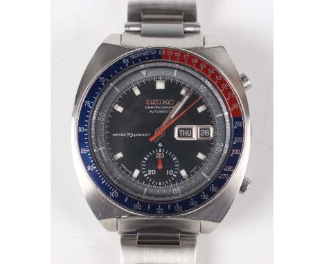 A Seiko Chronograph Automatic stainless steel gentleman's bracelet wristwatch, Ref. 6139-6002, circa May 1971, with signed an
