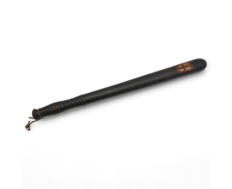 Victorian truncheon painted with the City of London coat of arms and inscribed VR with ribbed handle L45cm