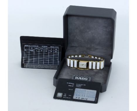 RADO DIASTAR DAMENARMBANDUHRKeramik und vergoldeter Edelstahl. verschraubter Boden, Saphirglas. Ziffernblatt mit 6 Diamanten,