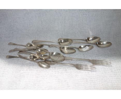 A COLLECTION OF GEORGE III AND LATER HANOVERIAN AND FIDDLE PATTERN FLATWARE, including four George III silver teaspoons by Pe