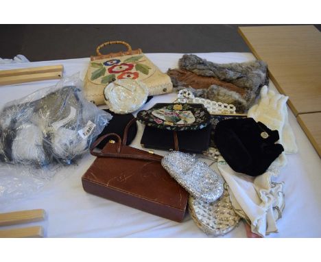 QUANTITY OF VINTAGE HANDBAGS, GLOVES ETC