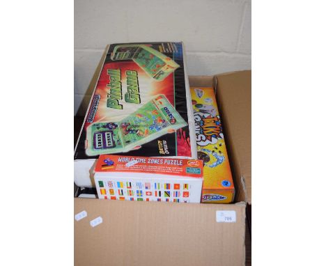 BOX CONTAINING VARIOUS VINTAGE TOYS INCLUDING KINDLE, GAMES INCLUDING TIPPING POINT ETC