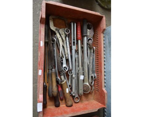 ONE BOX MIXED SPANNERS, CHISELS AND OTHER TOOLS