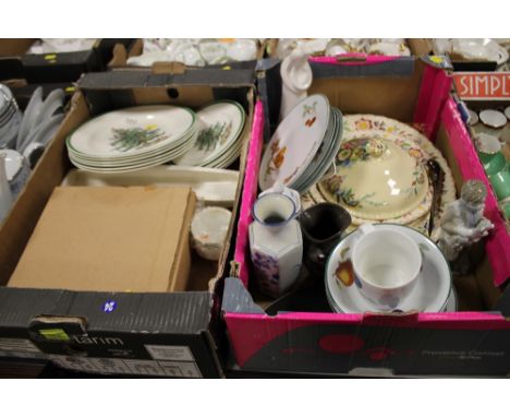 TWO TRAYS OF ASSORTED CERAMICS INCLUDING SPODE, ROYAL WORCESTER ETC