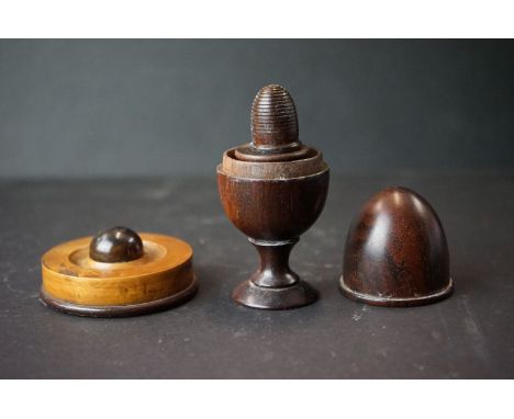 Vintage treen sewing thimble and bobbin set in egg shaped holder &amp; fruitwood counter 