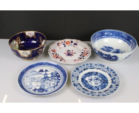 George Jones ' Cresent ' Bowl 21cm diameter, 19th century Blue and White Bowl 26cm together with Two Chinese Blue and White P