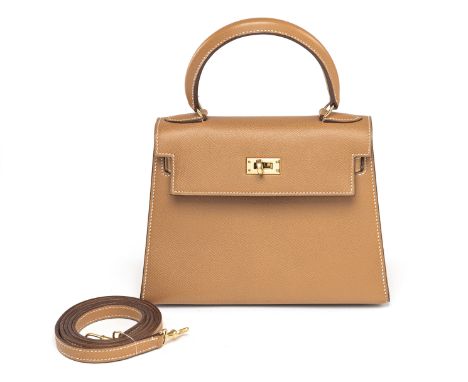 Hermès199814,5 x 20 x 9,5 cmKelly 20 Mini Gold Epsom Gold Hardware, Stempel R im Kreis, goldenes Courchevel-Leder