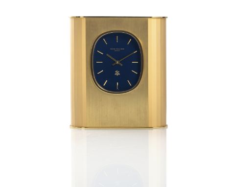 Elegante solarbetriebene TischuhrPatek Philippe, Schweiz, wohl 1970er Jahre20 x 18 x 7 cmSolar Power, Model "Ellipse D'Or", R