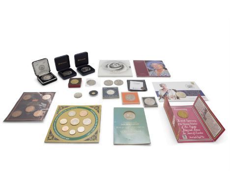 A LARGE COLLECTION OF COMMEMORATIVE COINS AND MEDALLIONS, including: a silver Falkland's coin, commemorative of the Golden Ju