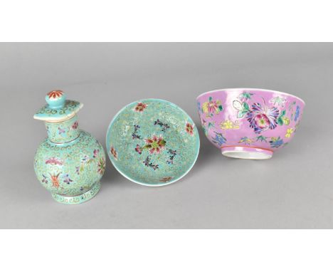 A Chinese Porcelain Enamel Tea Caddy of Bottle form with Globular Belly and Screw Lid Decorated in the Famille Rose Palette o