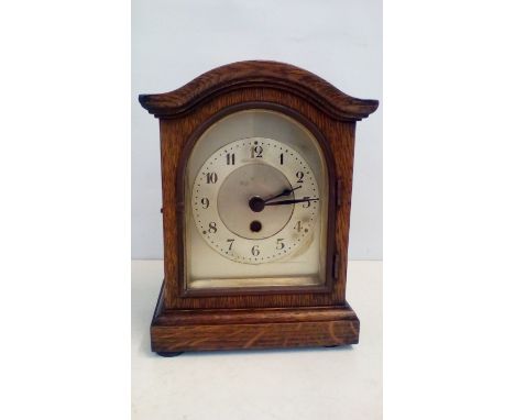 Oak cased Mantel Clock, Battery Movement (Originalk Movement Contained Within Case, height 23cm