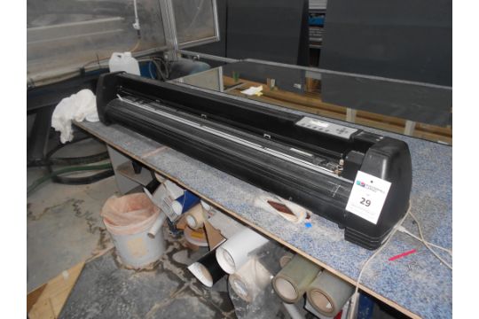 cutting plotter 1351