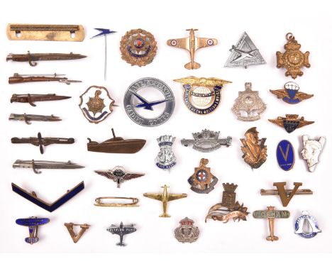 127 Air Defence Cadet Corps chrome and enamel cap badge; Womens Junior Air Corps chromed pin back badge; Air League of the Br