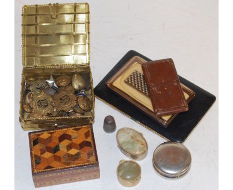 Mixed lot to include; trinket boxes, specimen topped card case, Ronson cigarette lighter, and a quantity of military cap badg
