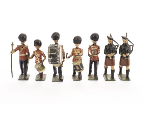 Britains set 2096 Drum and Pipe Band of the Irish Guards, pipers (7), bandsmen (7), drum major, generally G, a few faults (15
