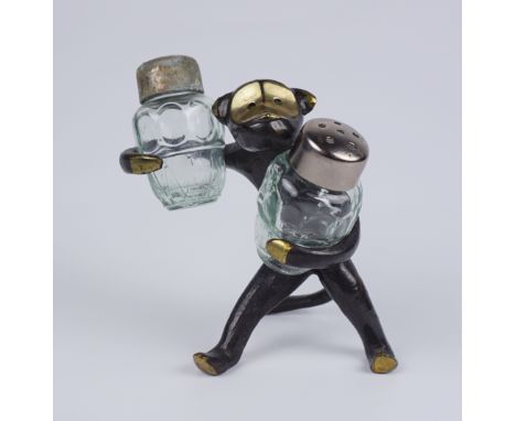 Gewürzmenage "Affe" in der Art von Walter Bosse, Messing, UdSSR, 1950/1960er Jahre brüniert, HxB ca.9,5x8cm, mit zwei Streuer
