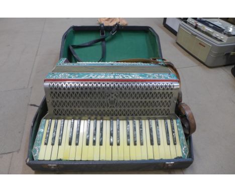 A Castel Fivardo Italia piano accordion 