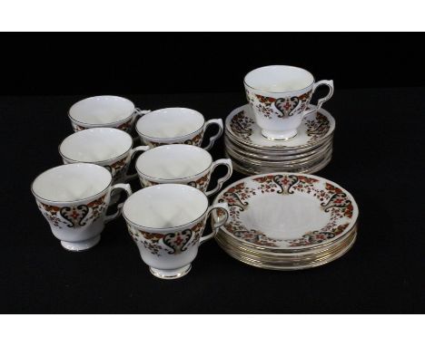 Colclough Imari pattern tea service, consisting of seven teacups, six saucers, seven side plates (qty)