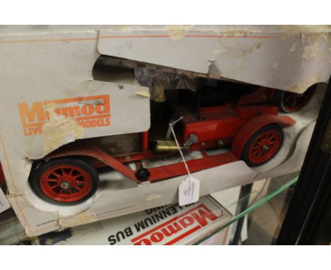 Mamod: A boxed Mamod Fire Engine, FE1, red livery, box and vehicle as found.