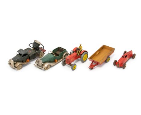 Diecast: A pre-war Tri-ang Minic Search Light Lorry, dark green body, search light, red platform, clockwork, no key, Shell Pe