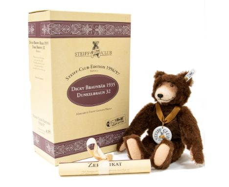 Steiff: A boxed Steiff Club Edition 1996/97 teddy bear, Dicky Brown Bear 1935, 32cm height, limited edition, no. 6629, 420078