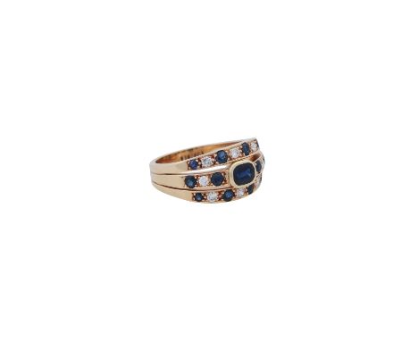 Ring mit Saphiren und Brillanten von zus. ca. 0,45 ct, gute Farbe und Reinheit, Saphire min. berieben, GG 14K, 9,4 g, RW: 60/