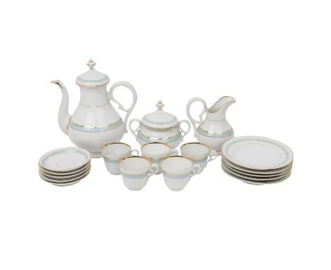 KPM "Biedermeier-Kaffeeservice für 5 Personen" 1837-1844 Weißporzellan, umlaufend mint-grüner Rand, Goldstaffage, Bestehend a