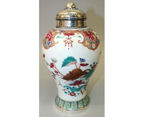 A GOOD QUALITY 18TH CENTURY CHINESE QIANLONG PERIOD SILVER-MOUNTED FAMILLE ROSE PORCELAIN VASE, the unmarked silver mounts pr