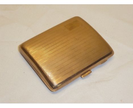 A 9ct gold rectangular cigarette case with engine turned decoration (56.7g)