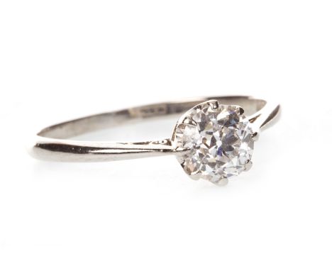 DIAMOND SOLITAIRE RING, the old cut diamond of approximately 0.73 carats, in platinum, size O 1/2, 2.5g