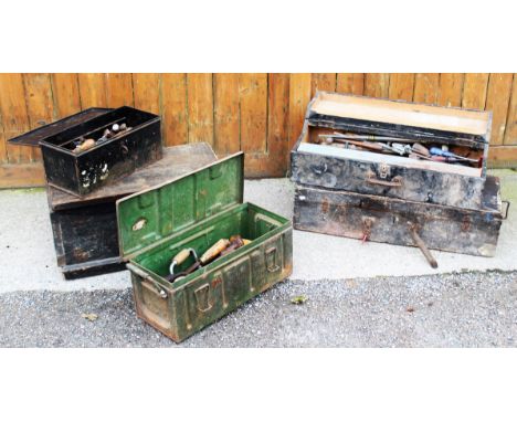 A selection of vintage hand tools, tool boxes and a World War II ammunitions box dated 1942 (Qty)