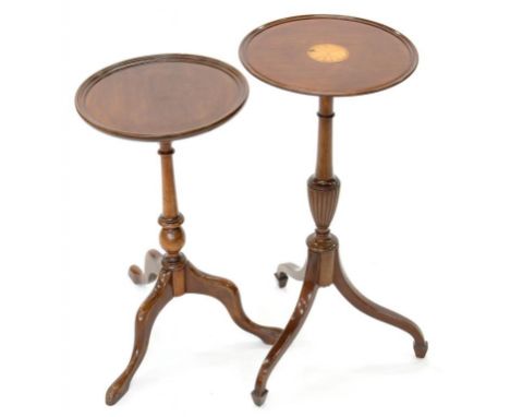 TWO MAHOGANY TRIPOD TABLES, EARLY 20TH C