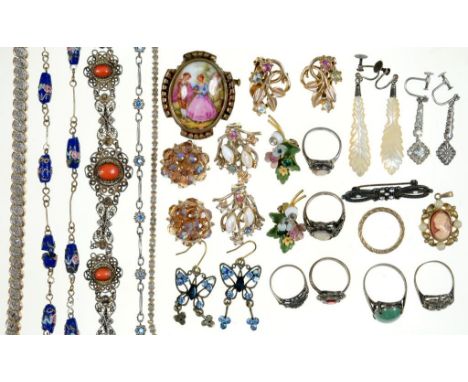 MISCELLANEOUS VINTAGE COSTUME JEWELLERY