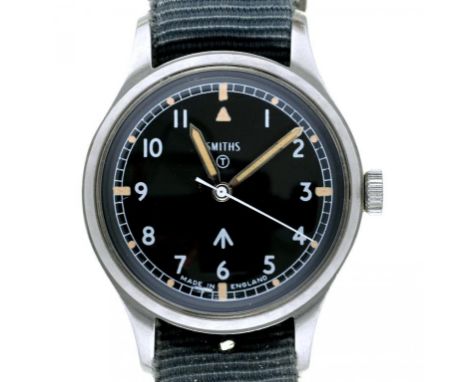 A SMITH'S STAINLESS STEEL BRITISH MILITARY ISSUE WRISTWATCH, CASE BACK MARKED BROAD ARROW, NUMBERS AND 2003/68 