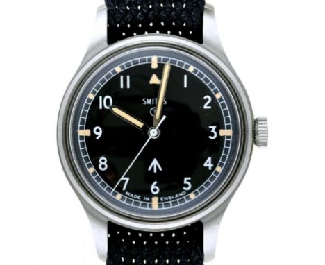 A SMITH'S STAINLESS STEEL BRITISH MILITARY ISSUE WRISTWATCH, CASE BACK MARKED BROAD ARROW, NUMBERS AND 1943/69