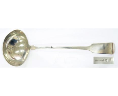 AN IRISH GEORGE III SILVER SOUP LADLE, OLD ENGLISH PATTERN, CRESTED, DUBLIN 1813, 4OZS