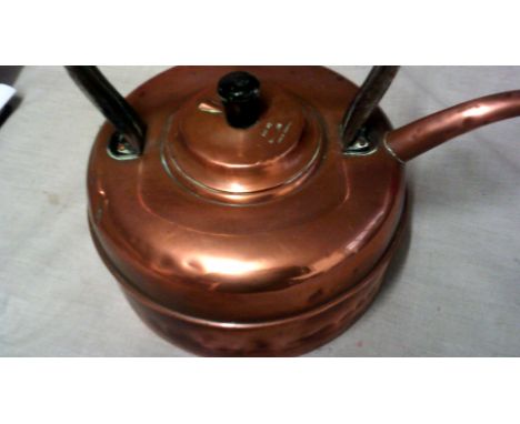 Vintage Copper kettle - gives pattern number which is worn-in excellent condition
