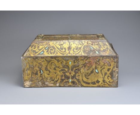 A CHINESE GILT AND INLAID BRONZE BOX, HAN DYNASTY OR LATER. A large box with the outer surfaces of both cover and container e