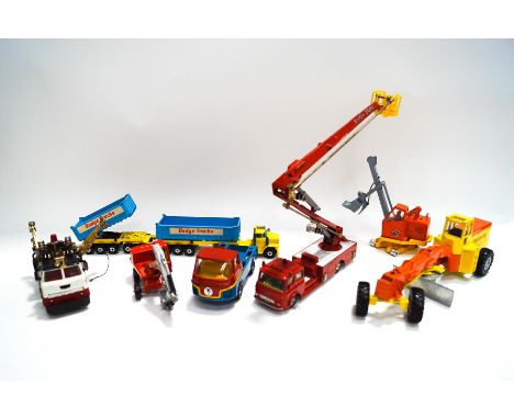 Various die-cast vehicles - Corgi Major, Dinky, Lesney Matchbox, including a Simon Snorkel fire engine, a Priestman Cub V, Fo