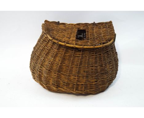 A vintage wicker fishing creel, 28.5cm high x 42cm wide