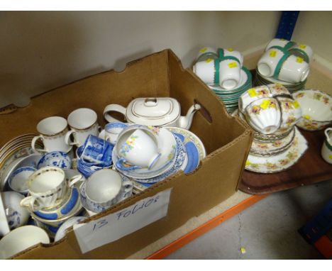 ASSORTED CERAMIC TEAWARE