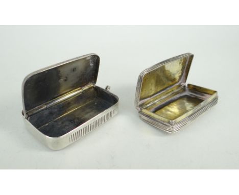 SILVER FLORALLY ENGRAVED POP OPEN VESTA CASE together with silver engraved rectangular snuff box, Birmingham hallmarked, make