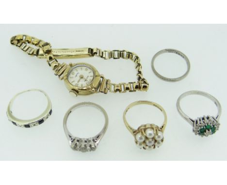 ASSORTED JEWELLERY comprising five various ladies dress rings including 9ct gold and cluster ring, 18ct white gold emerald an