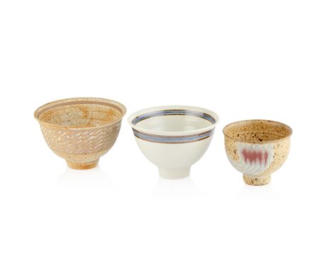 David Lloyd-Jones (1928-1994)Three footed bowltwo with oatmeal glaze, the other with white glazeeach with impressed potter's 
