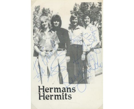 Herman Hermits multi signed 6x4 inch vintage promo photo signatures include Barry Whitwam, Derek Leckenby, Frank Crenshaw and