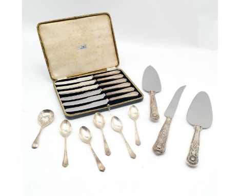 Qty of silver - 5 teaspoons &amp; caddy spoon (89g) &amp; 3 silver cased handled cake slices / knife &amp; cased silver handl