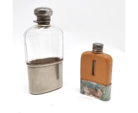 Antique 1896 silver bayonet topped drinks flask by William Amaziah Ellwick - 15.5cm high with metal cup (stuck) t/w silver pl