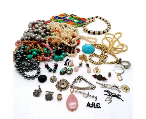 Qty of jewellery inc some silver, unmarked gold drum compass charm (2g total weight), 3 x 1/20th gold bracelets (total weight