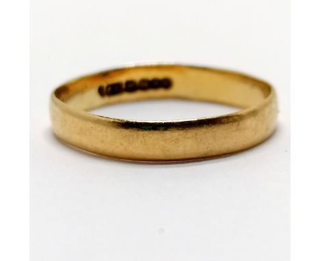 Antique 22ct hallmarked gold band ring - size N &amp; 1.7g - SOLD ON BEHALF OF THE NEW BREAST CANCER UNIT APPEAL YEOVIL HOSPI