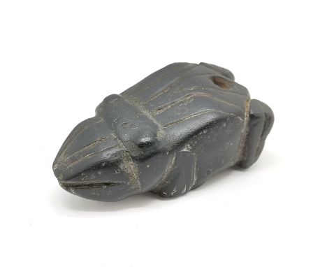 Chinese neolithic carving of a toad - 8cm